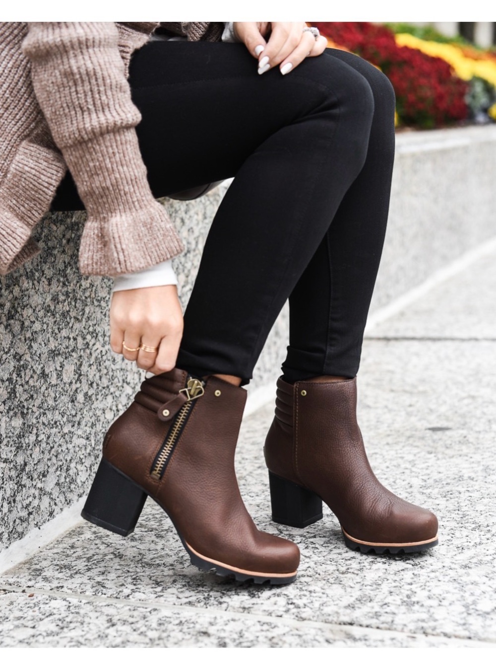 Sorel Danica Brown Leather Side Zip Bootie 9.5